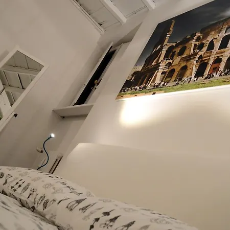 Appartamento Monolocale Con Piscina A Trastevere
