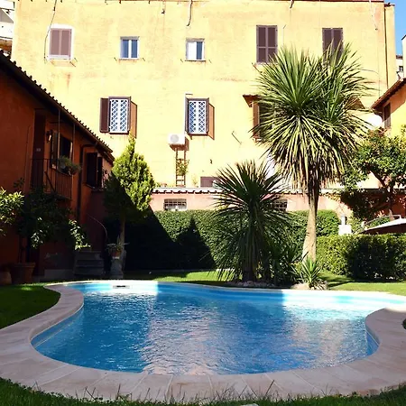 Appartamento Monolocale Con Piscina A Trastevere