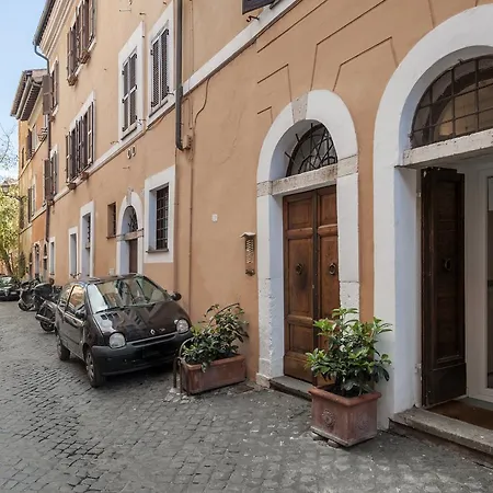 Monolocale Con Piscina A Trastevere Διαμέρισμα